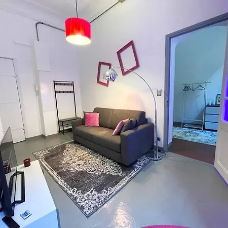 Appartamento Cosy Appartement, Moderne, Fuchsia, Industriel